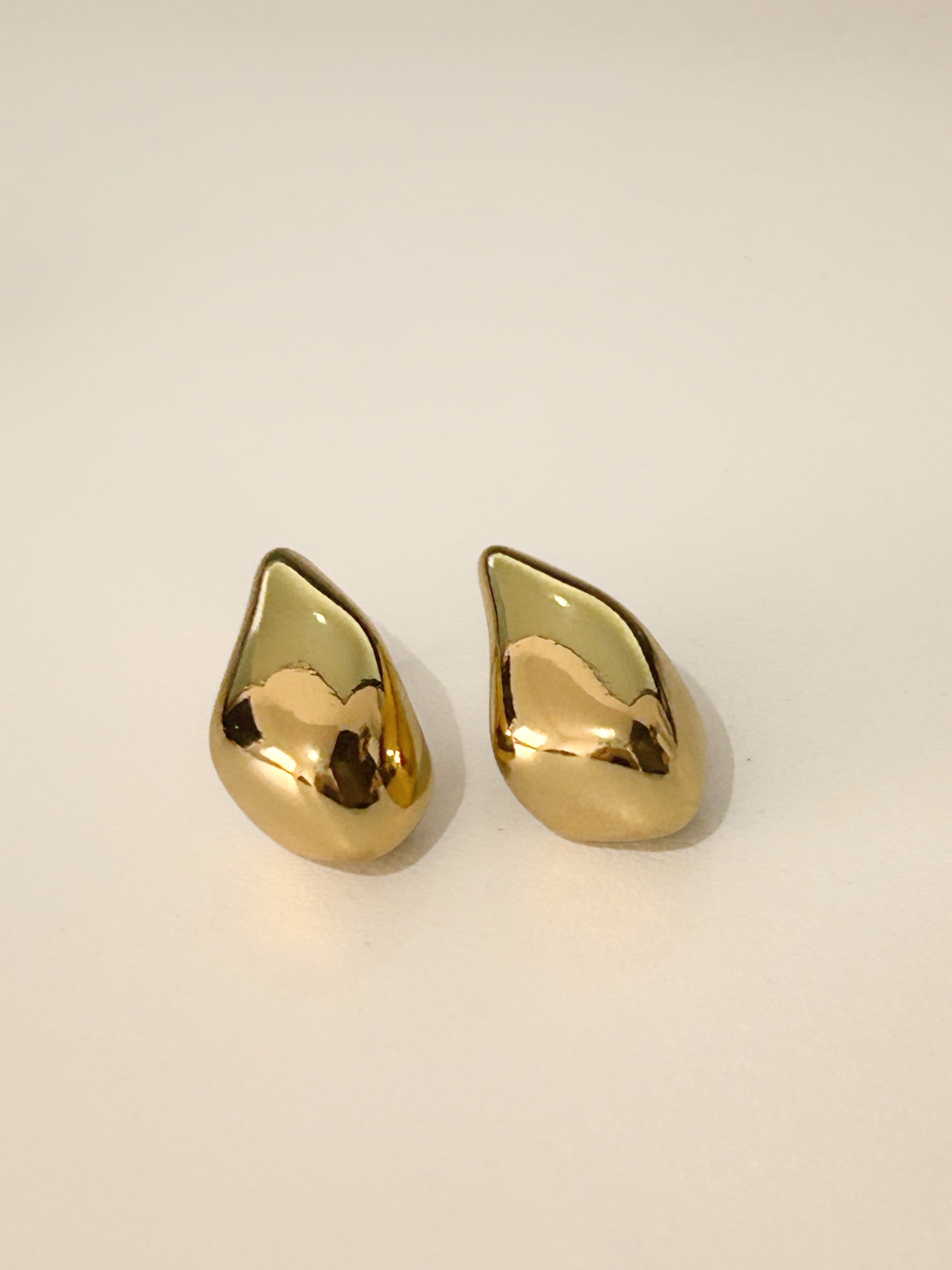 Aretes Nara